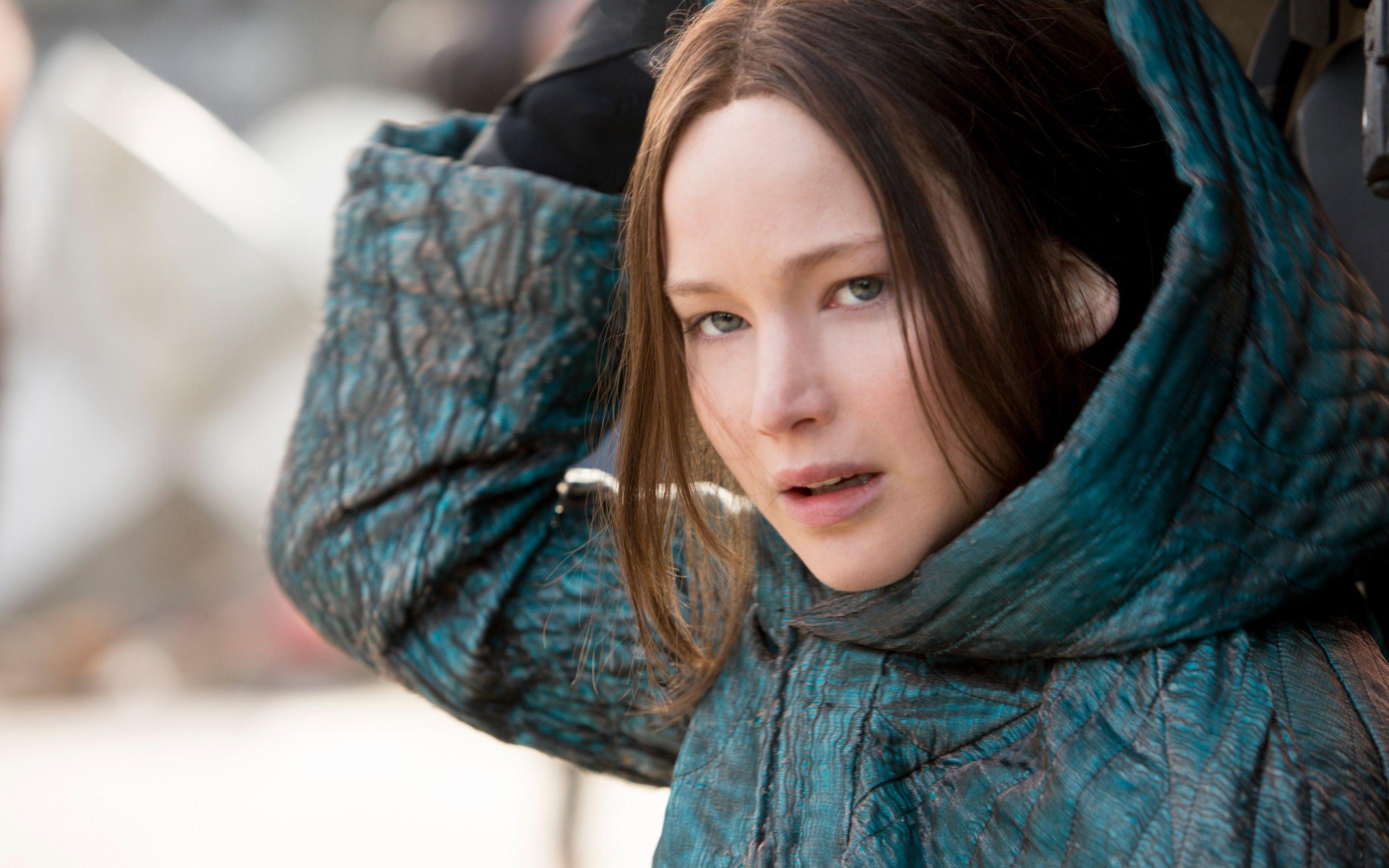 2880x1800 Katniss Everdeen The Hunger Games Mockingjay Part 2 wallpaper