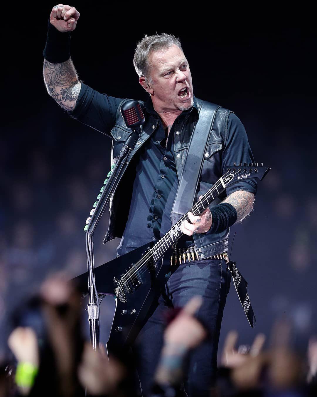 1080x1350 Peinado De James Hetfield