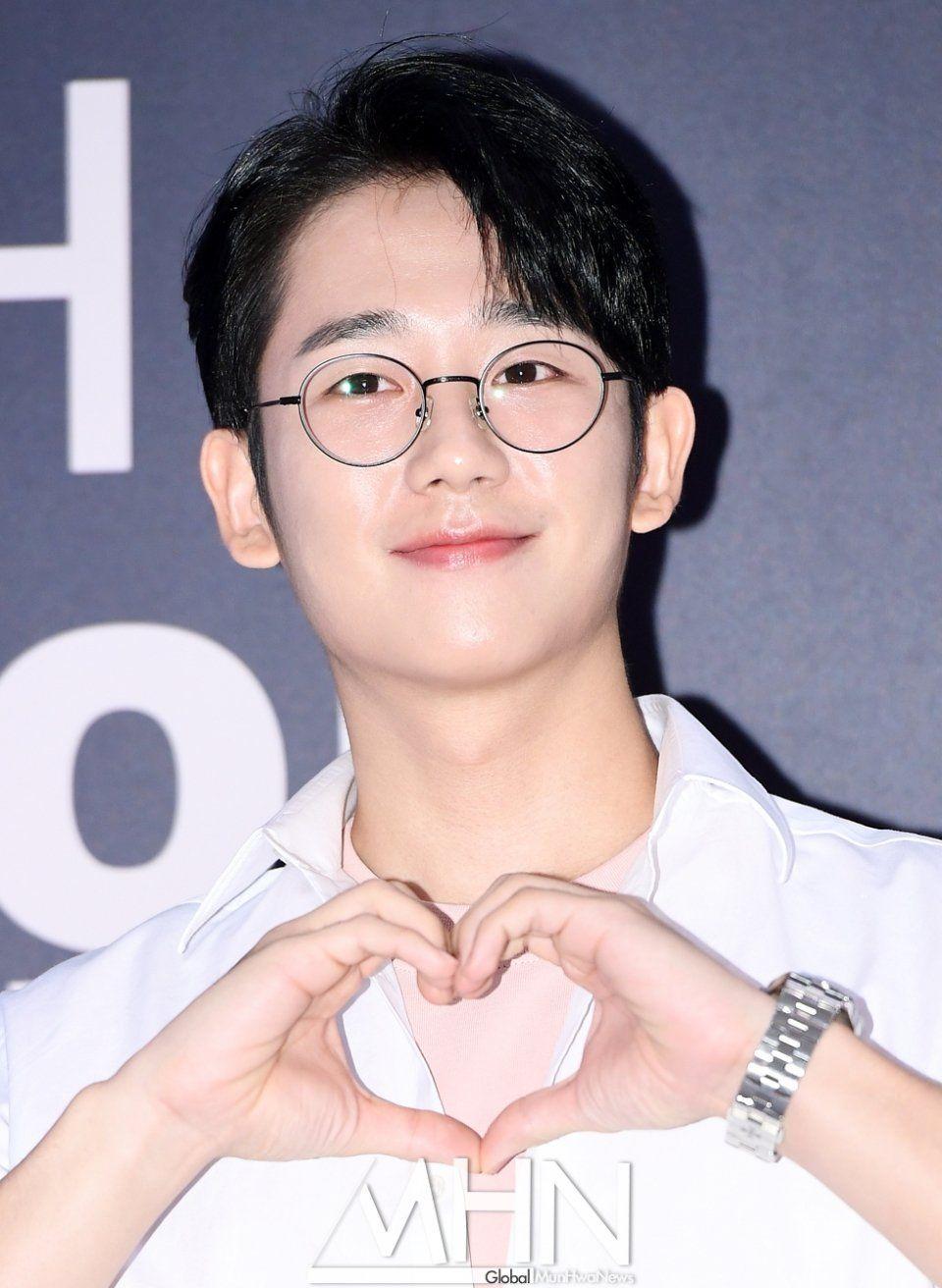 960x1312 Jung Hae In (정해인) Gallery HanCinema - The Korean