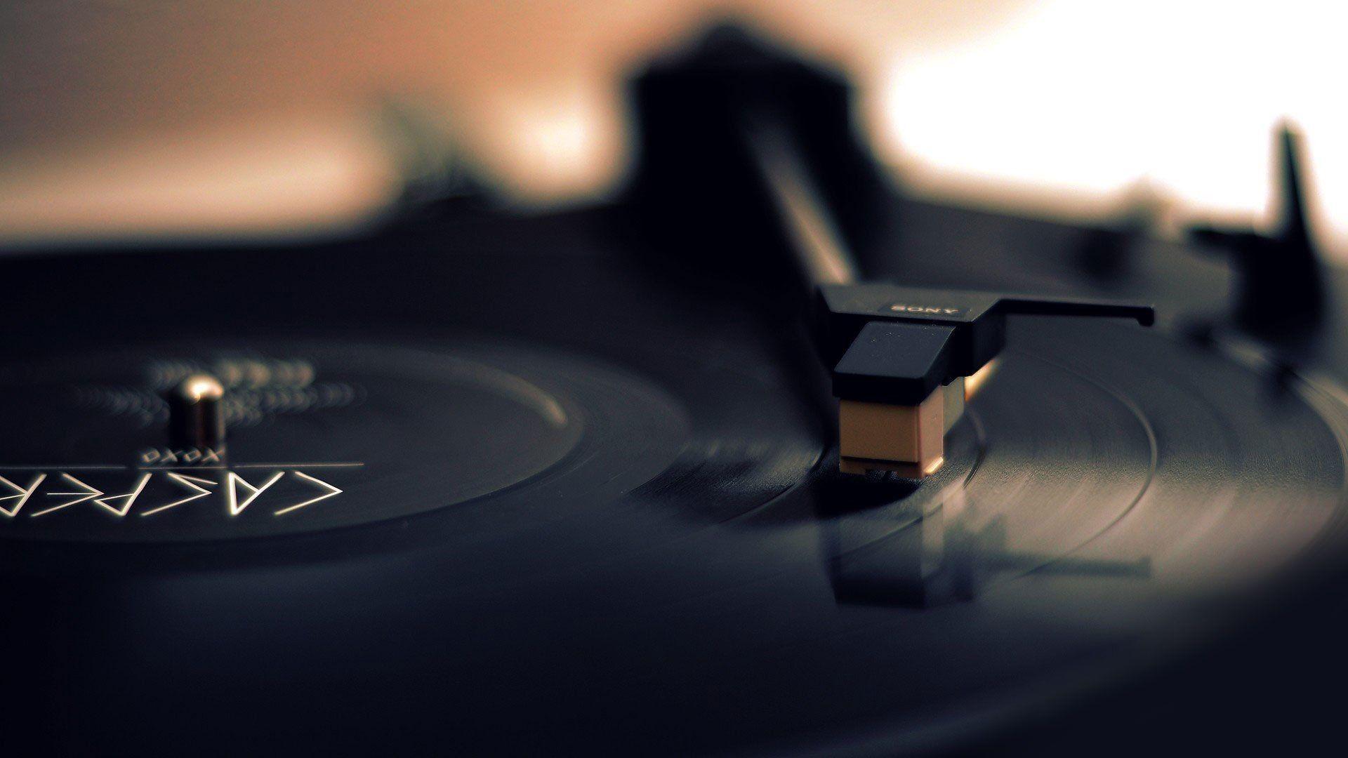 1920x1080 Record Player Wallpaper