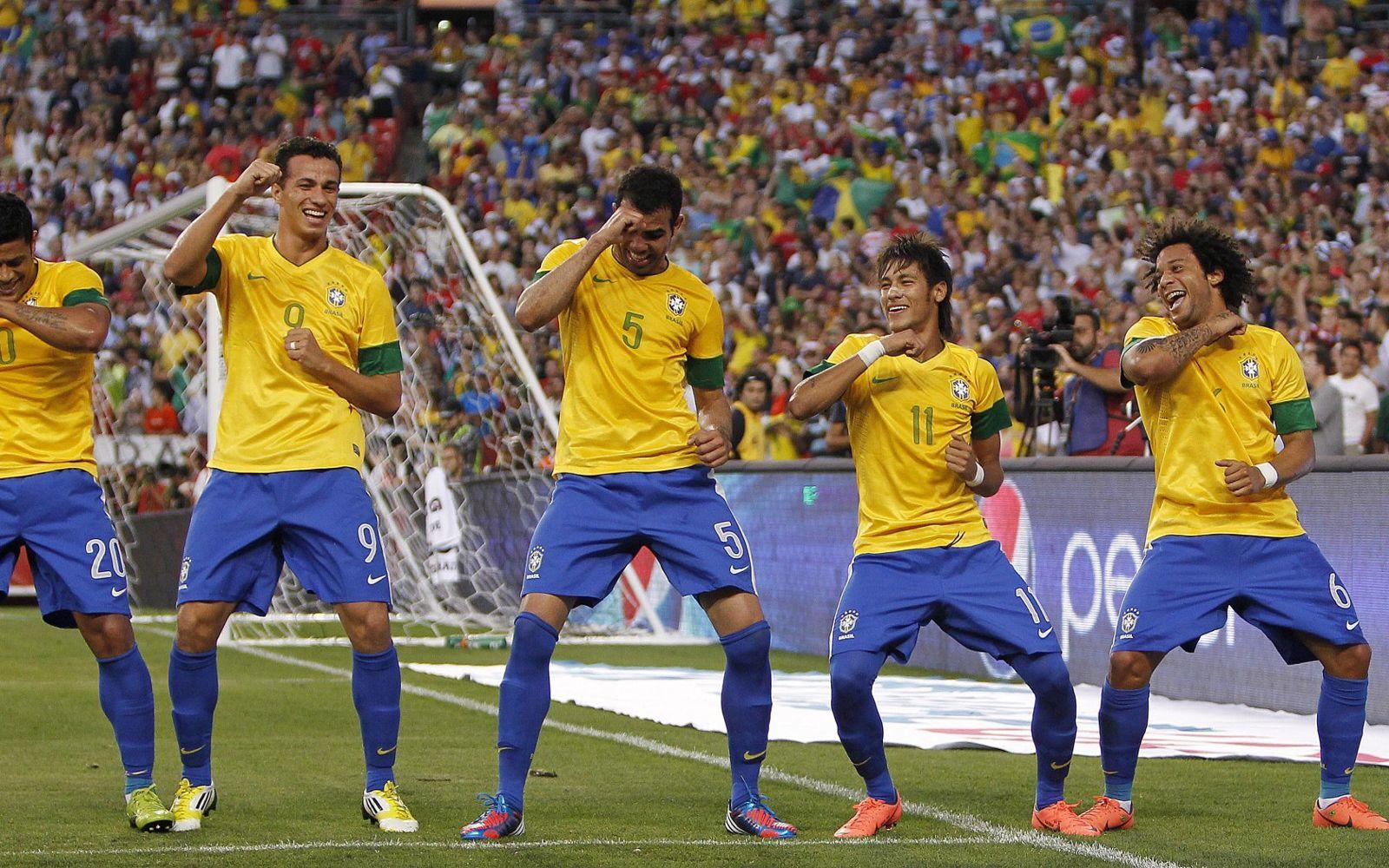 1600x1000 Brazil National Team 2013 Gangnam Style Dance Show HD Desktop