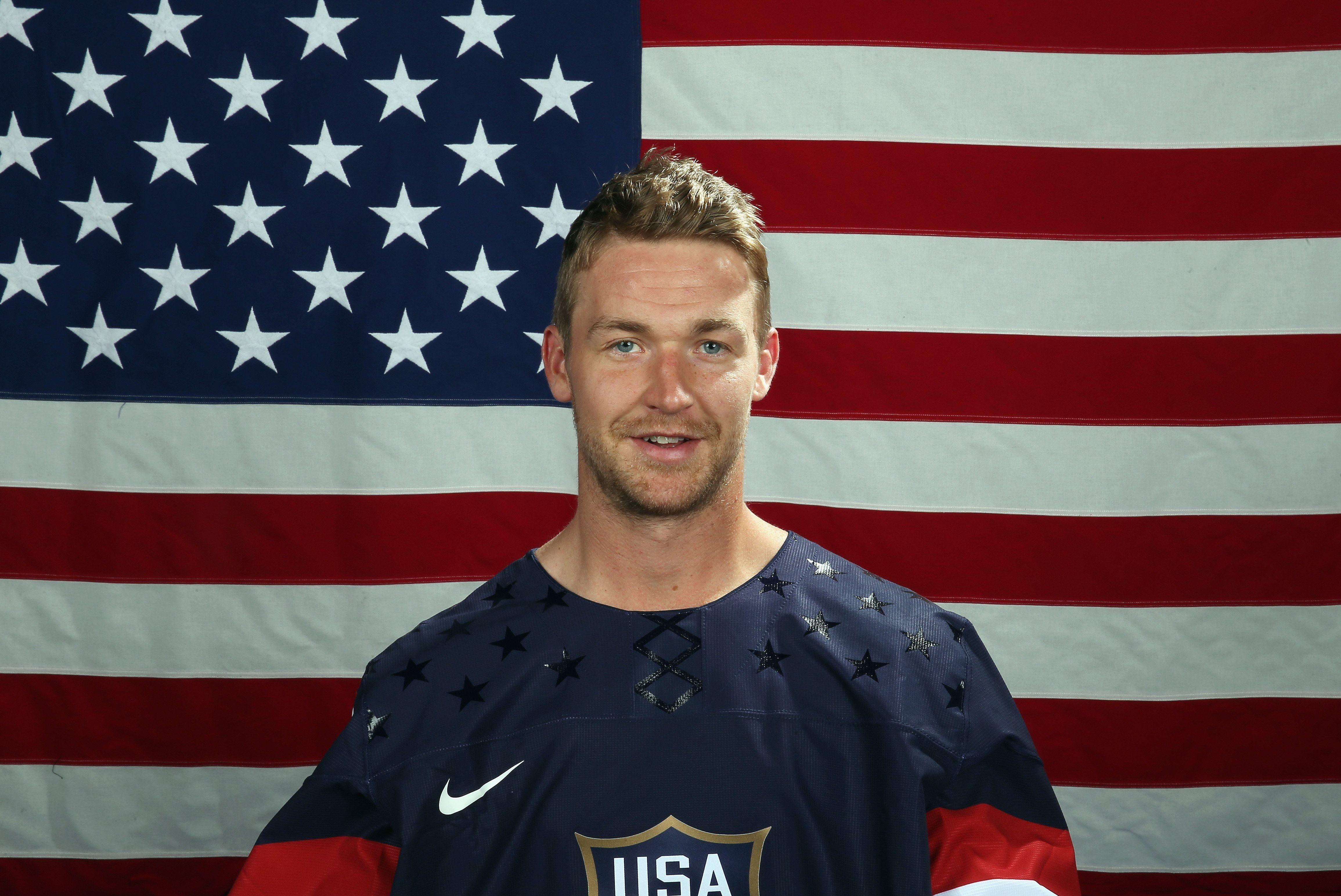 4620x3090 Trevor Lewis Signs Four Year, $8M Extension Kings Insider