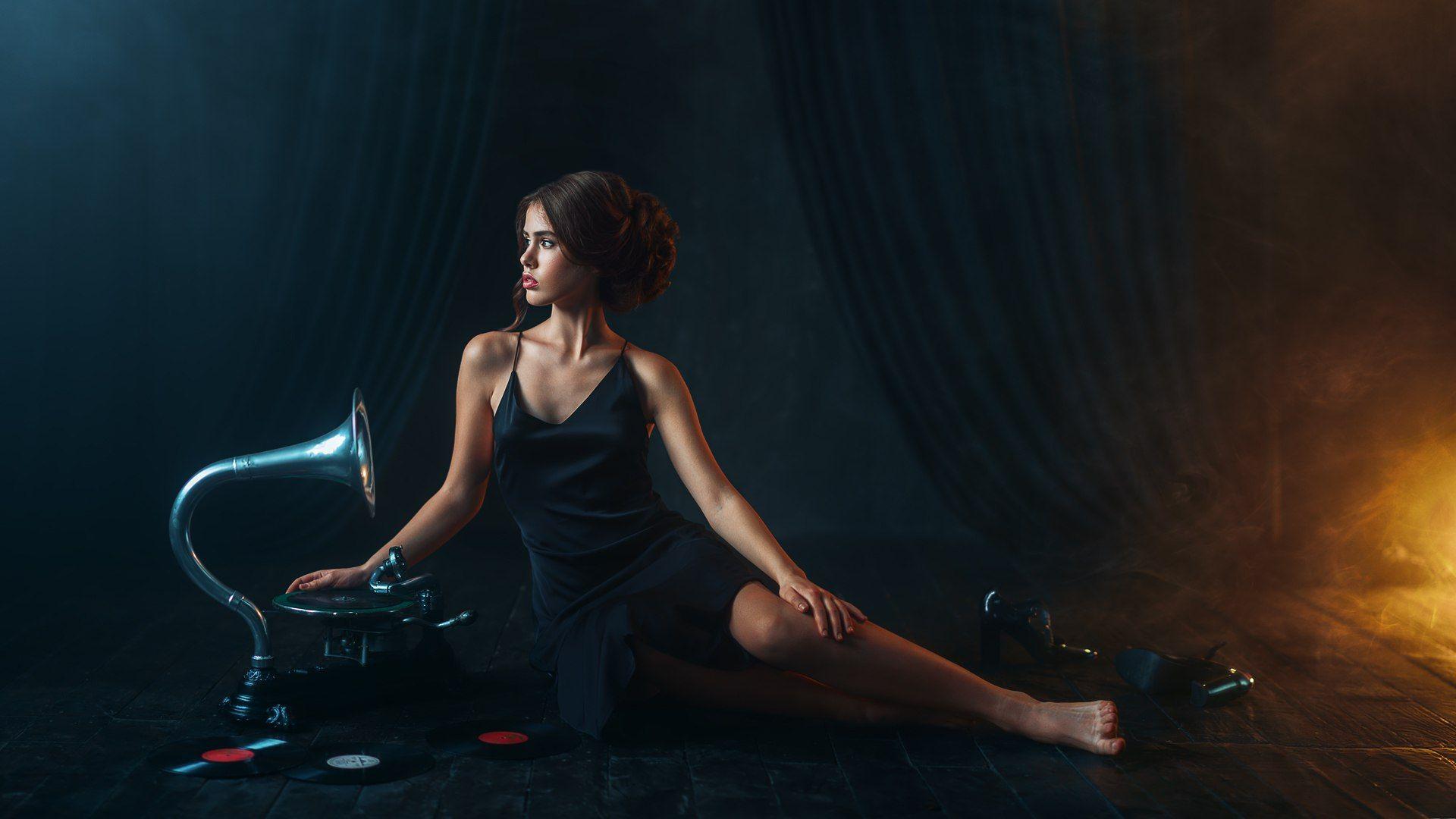 1920x1080 #barefoot, #smoke, #Maks Kuzin, #brunette, #dress, #legs