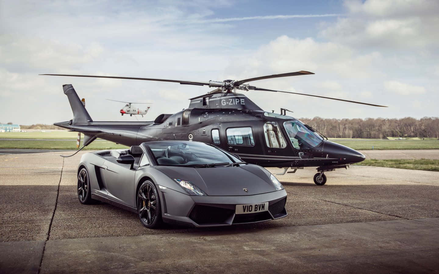 1440x900 Jet And Car Wallpaper