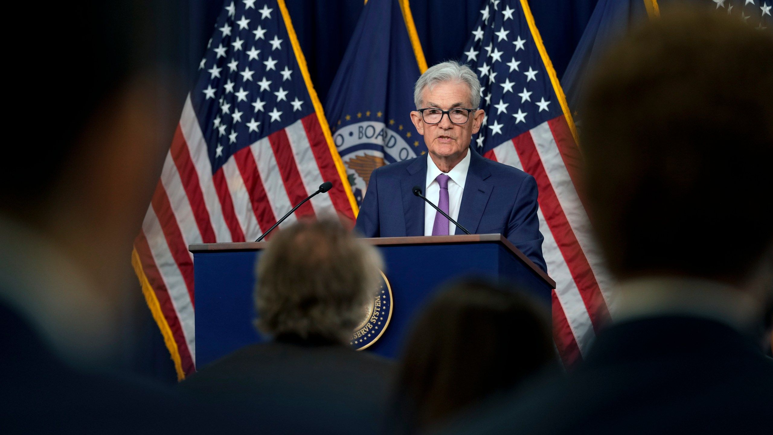 2560x1440 Federal Reserve Says Interest Rates Will Stay At Two Decade High Until Inflation Further Cools