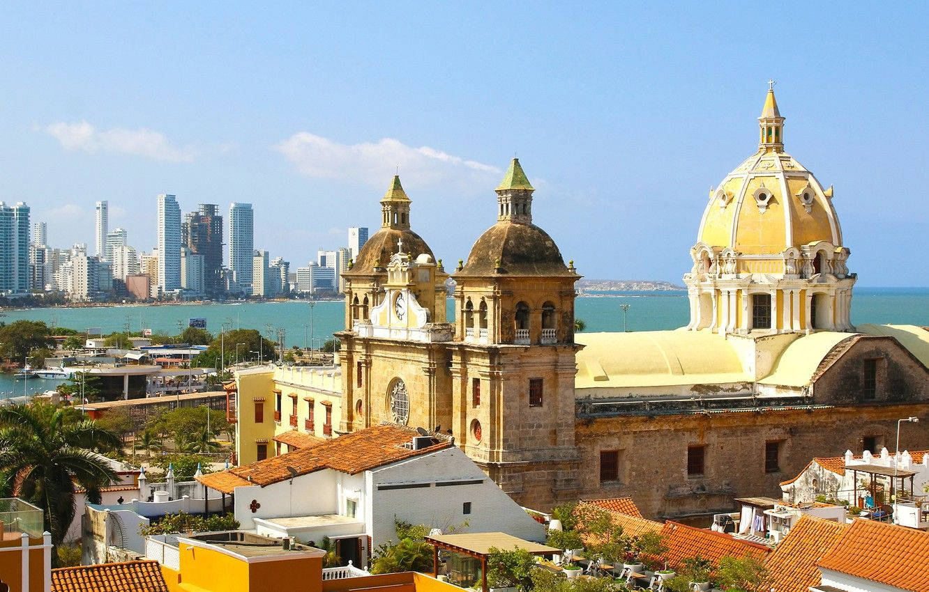 1332x850 Download Catholic Church In Cartagena Colombia Wallpaper