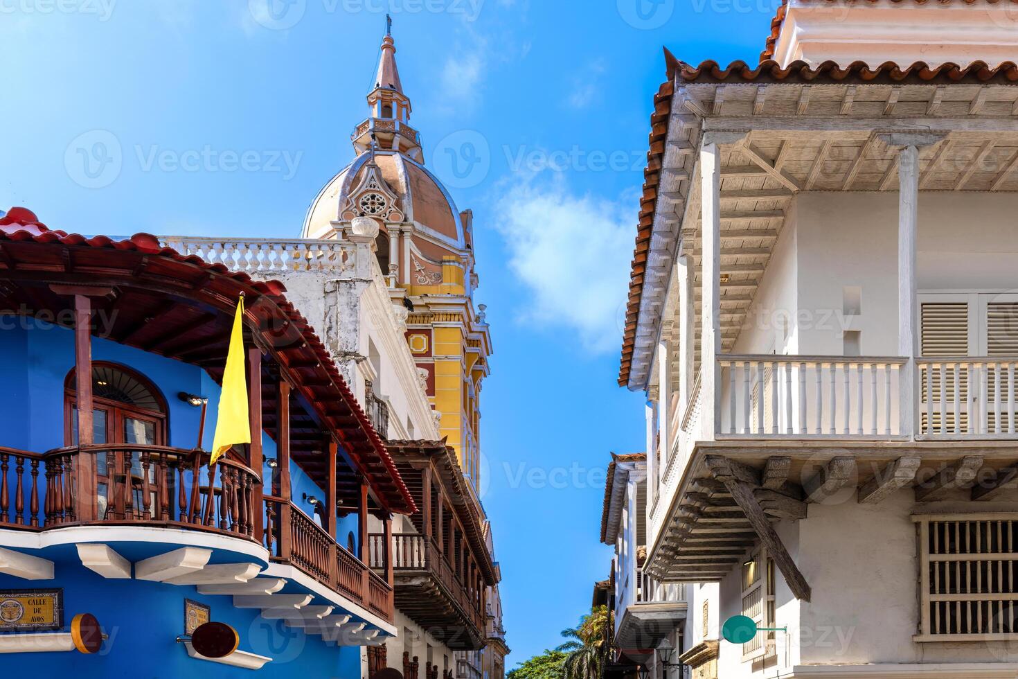 1470x980 The colorful colonial houses at the walled city of Cartagena de Indias