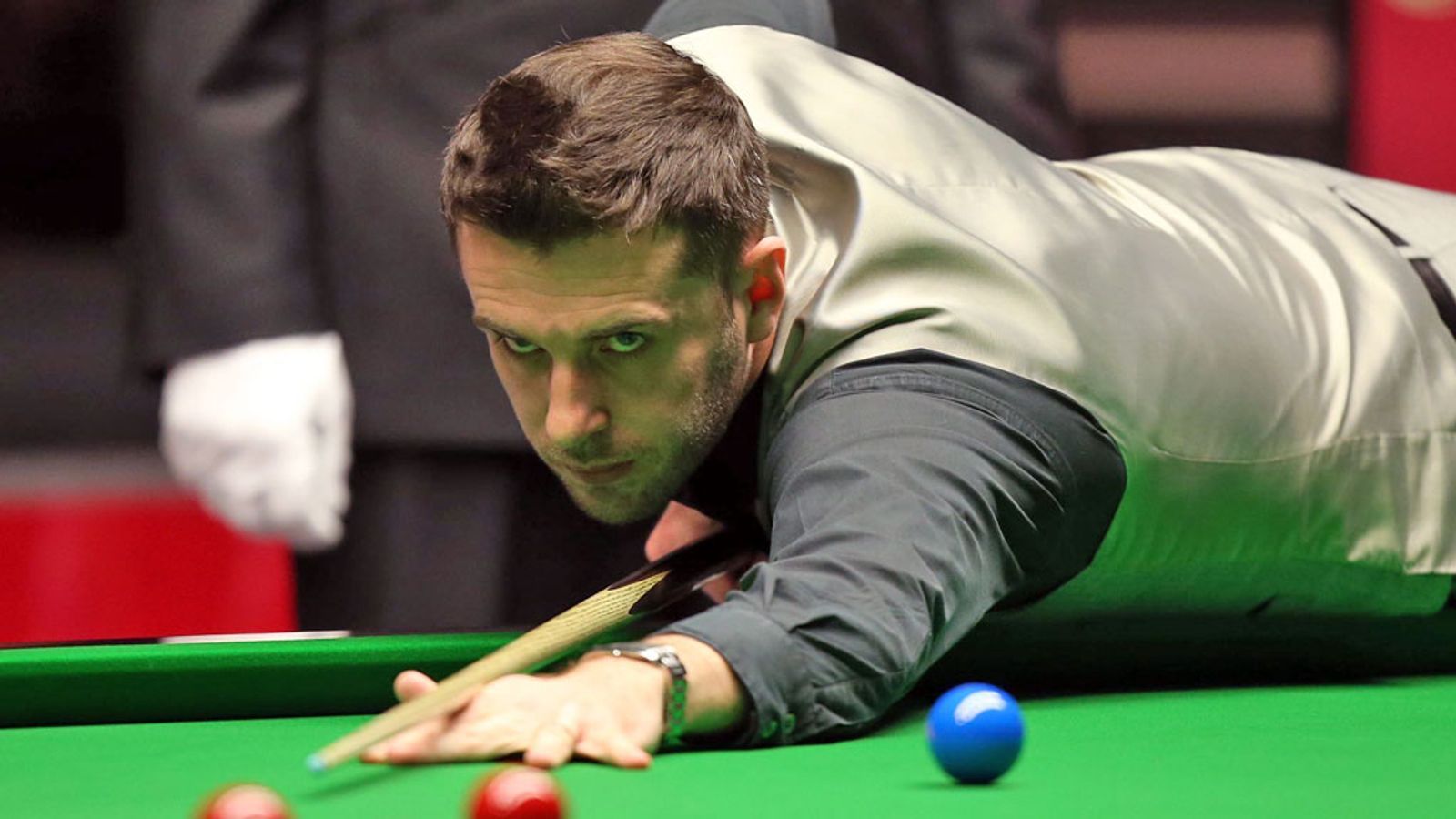 1600x900 Masters Snooker: Mark Selby and Shaun Murphy dig deep at Alexandra Palace