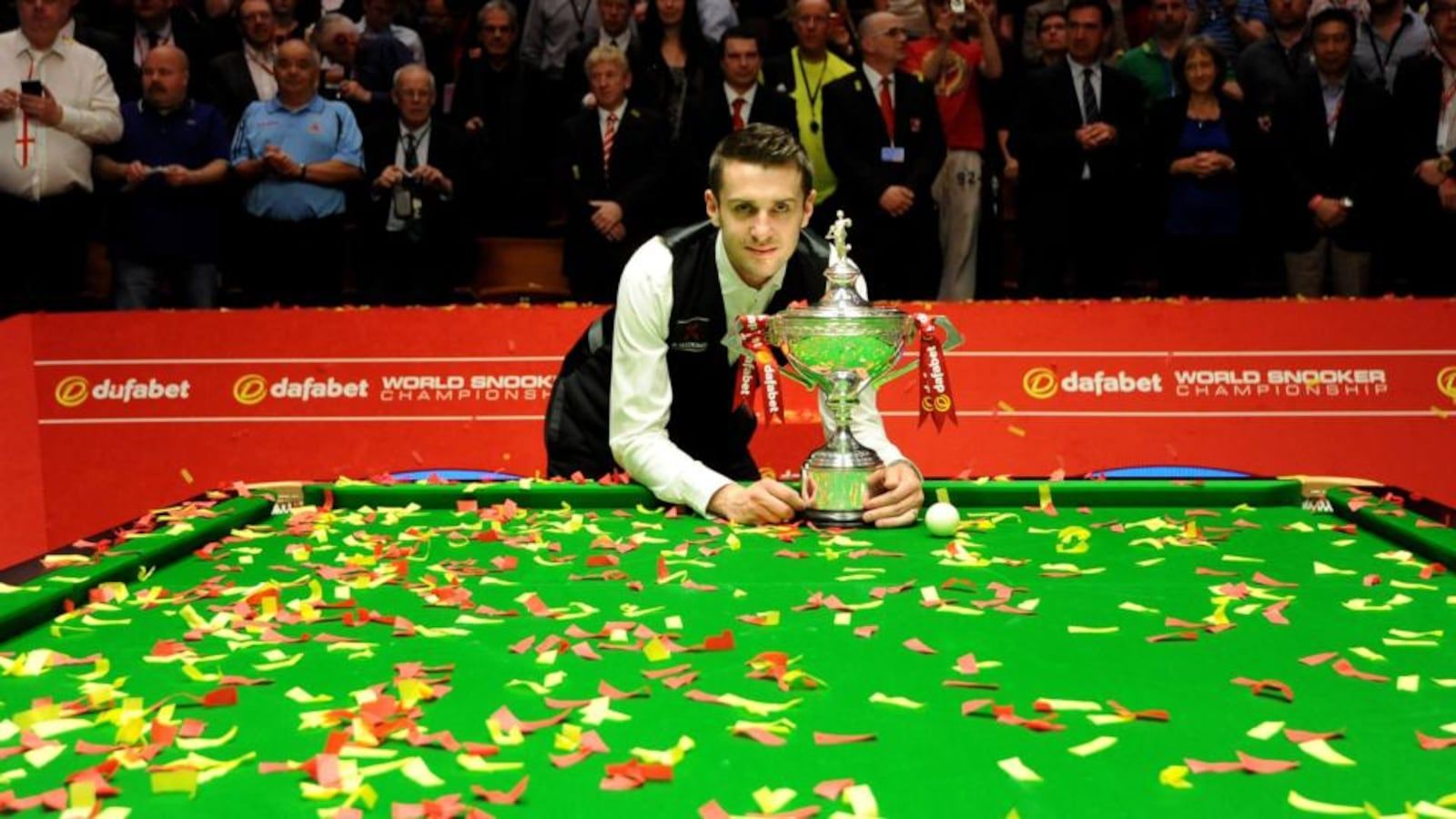 1600x900 Mark Selby dedicates World title to late father