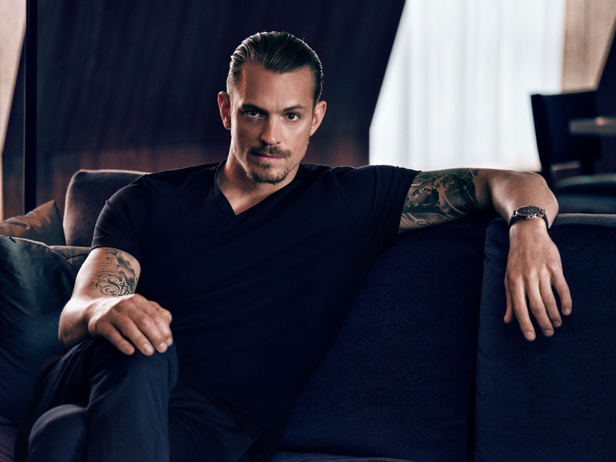 2000x1500 Joel Kinnaman Wallpaper