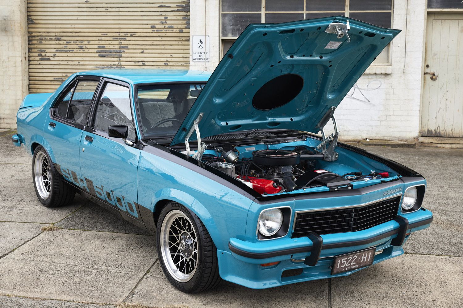 1500x1000 Holden TORANA SL R 5000
