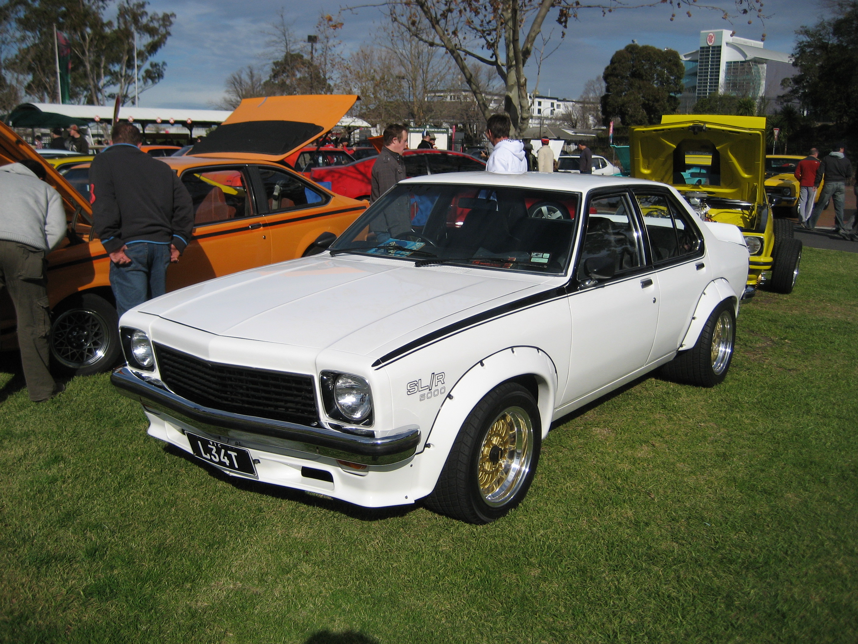 2816x2112 Holden Torana LH SLR 5000