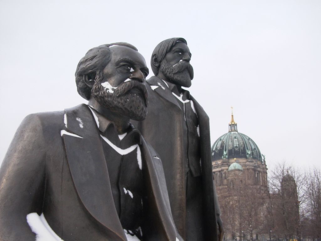 1024x768 Marx Engels