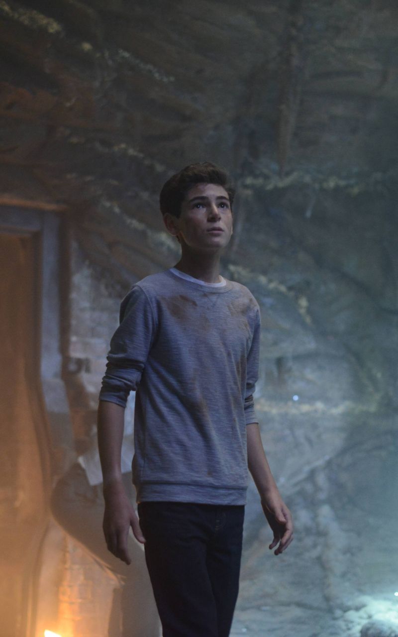 800x1280 Phone wallpaper: Tv Show, Gotham, Bruce Wayne, Gotham (Tv Show), David Mazouz, Batman 1136810