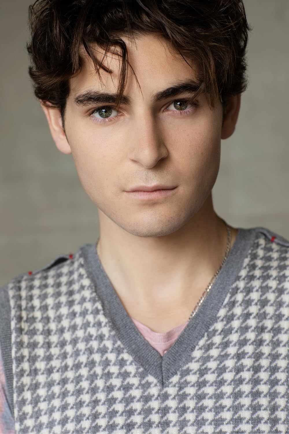1000x1501 David Mazouz