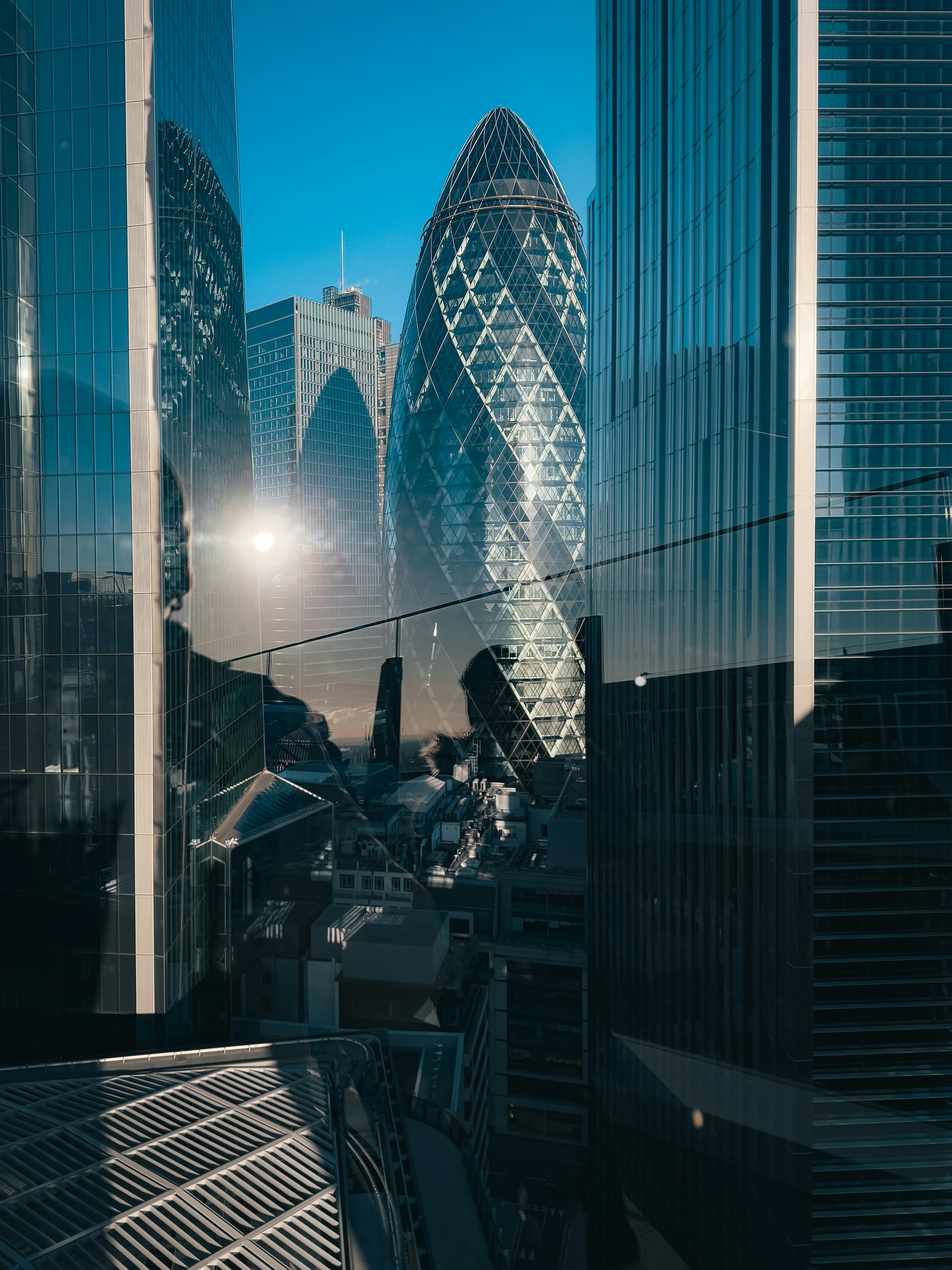 4284x5712 Gherkin in London Financial District at Sunrise · Free
