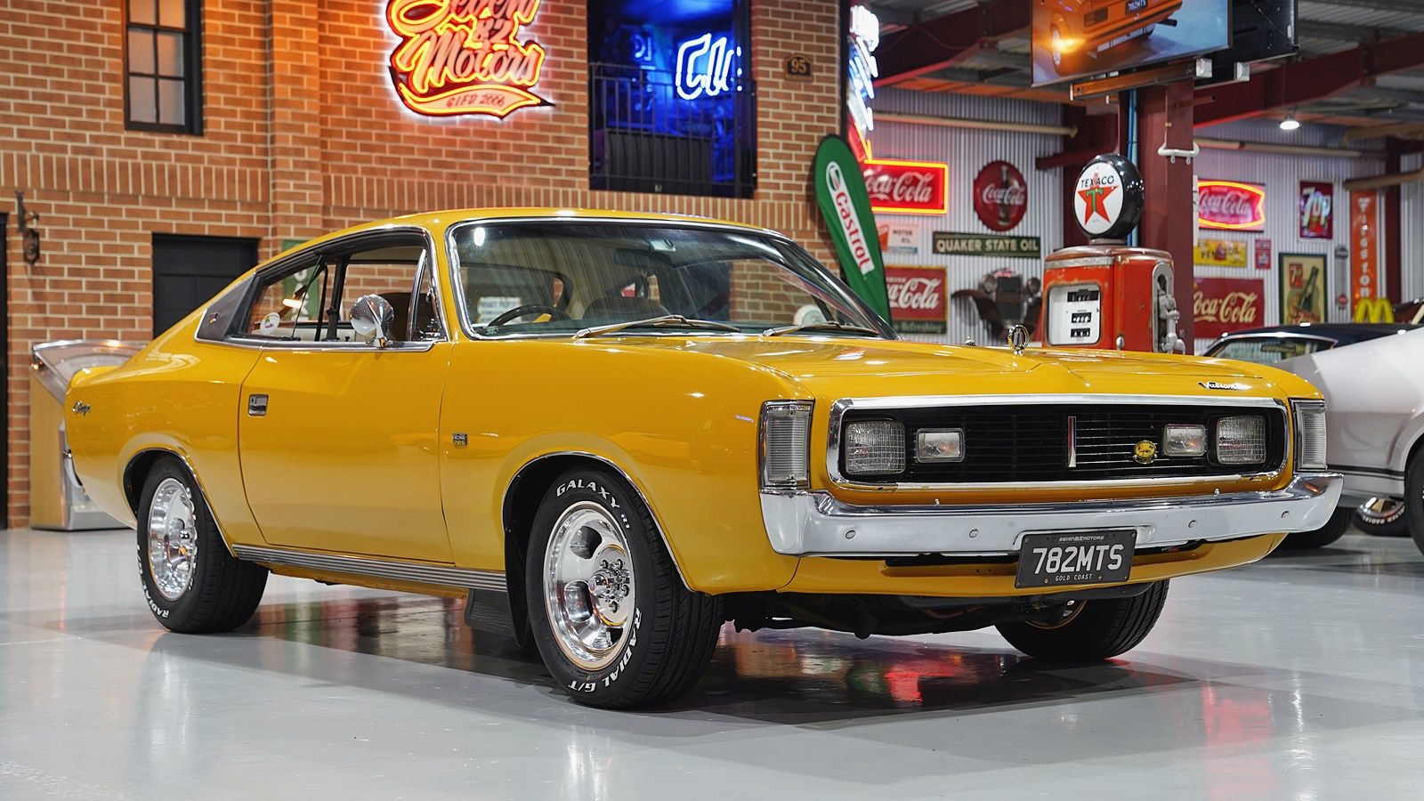 1600x900 SOLD! 65 VALIANT VH CHARGER 770