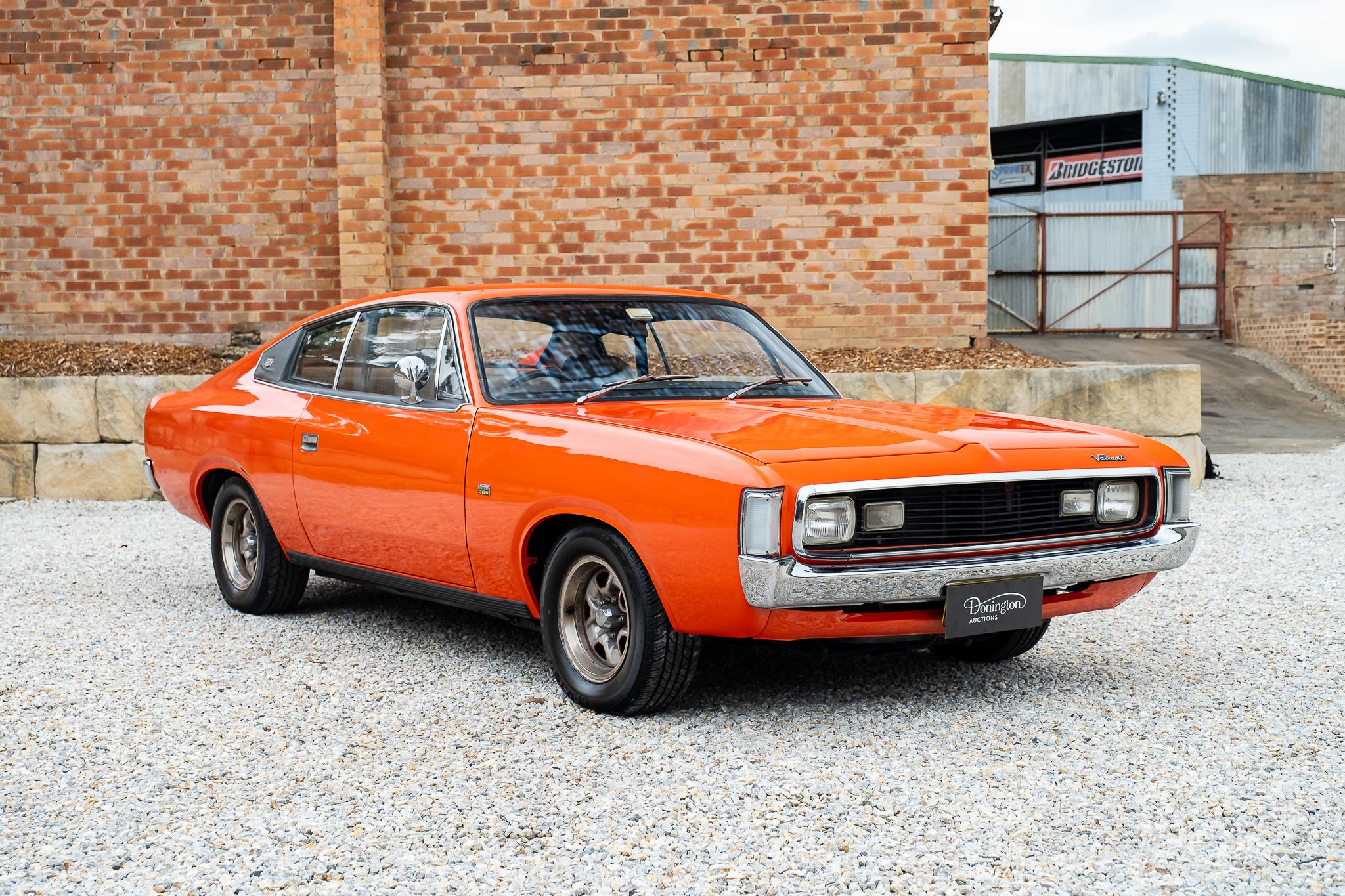 2048x1365 CHRYSLER VALIANT CHARGER 770 COUPE