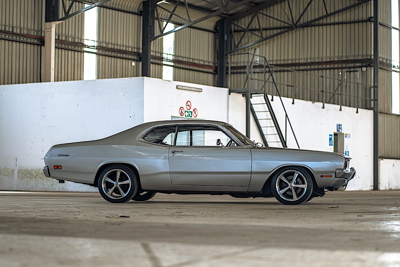 1379x922 World's Only South African 1970 Valiant Charger With a V8 Under Its Hood Is Up for Grabs