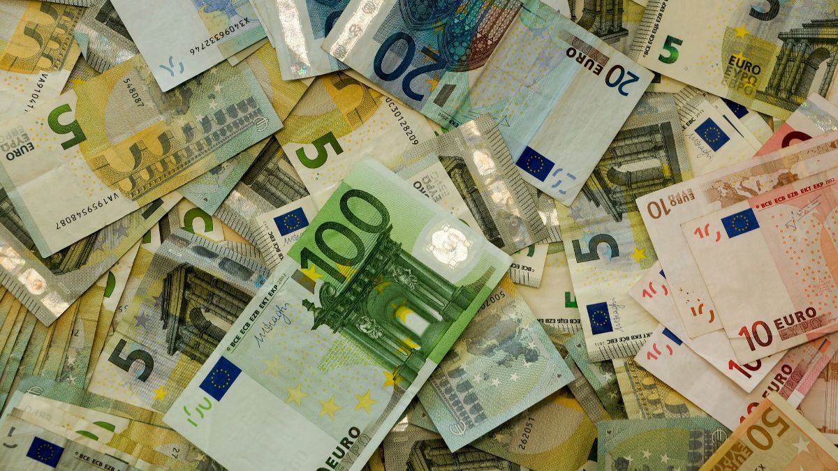 1200x675 From Money on My Mind in Wallpaper Wizard
