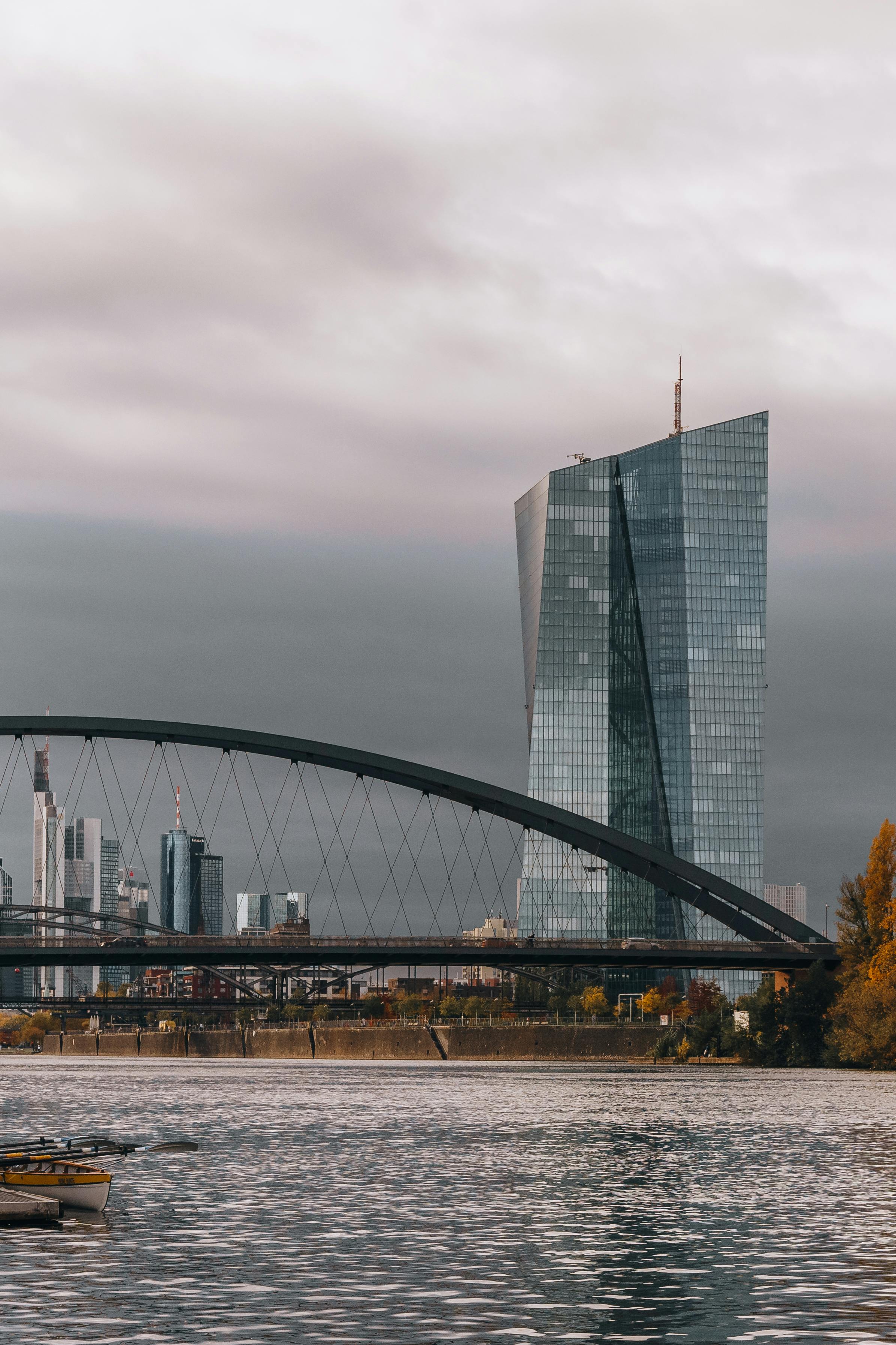 2392x3588 European Central Bank in Frankfurt · Free