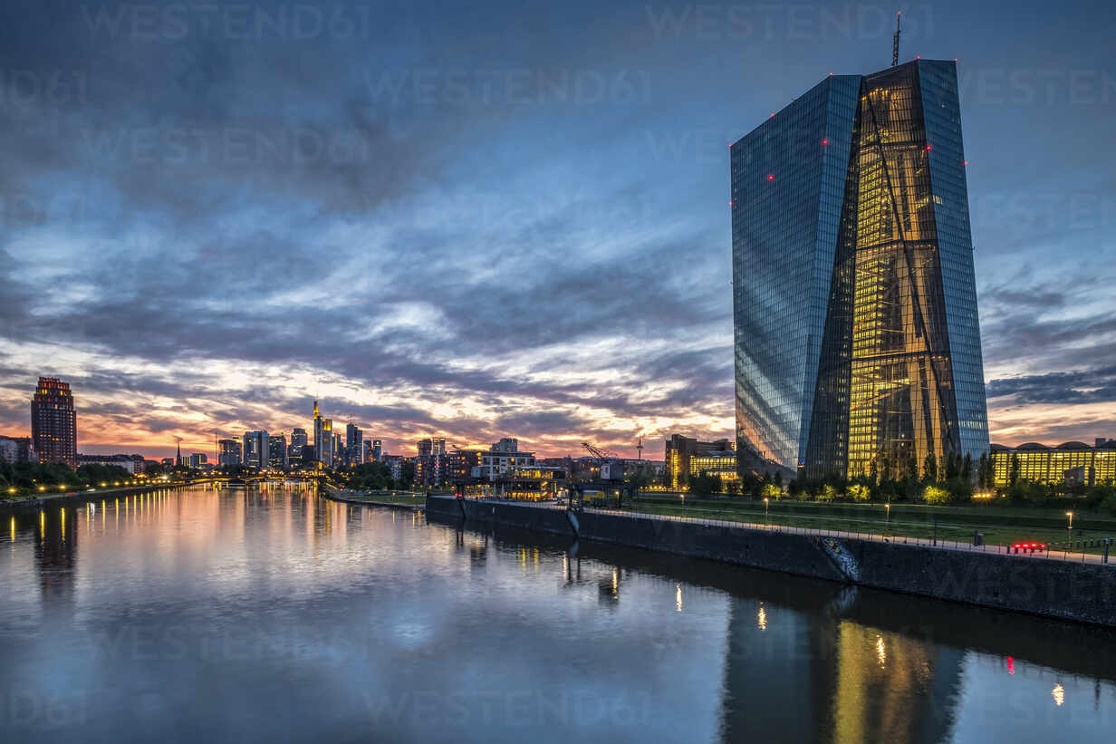 1232x821 European Central Bank Building, River Main and Frankfurt skyline at night, Frankfurt, Hesse, Germany, Europe