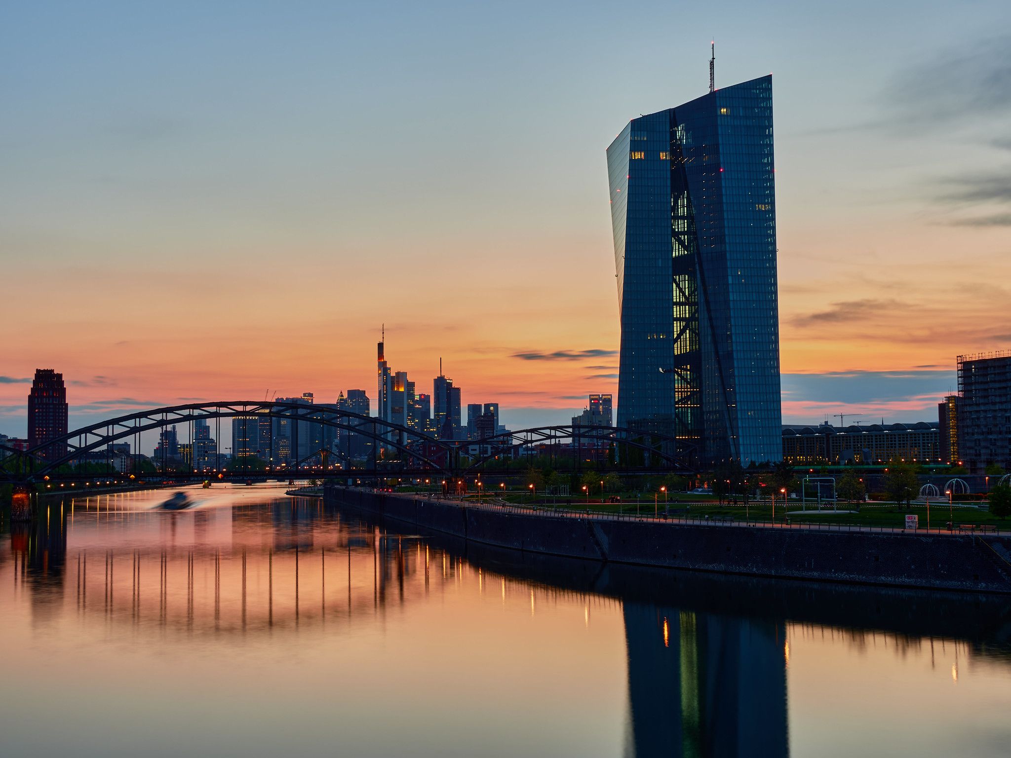 2048x1536 The politics and political economy of central banking and monetary policy in the 21st century: new challenges and new directions events I Uni.lu