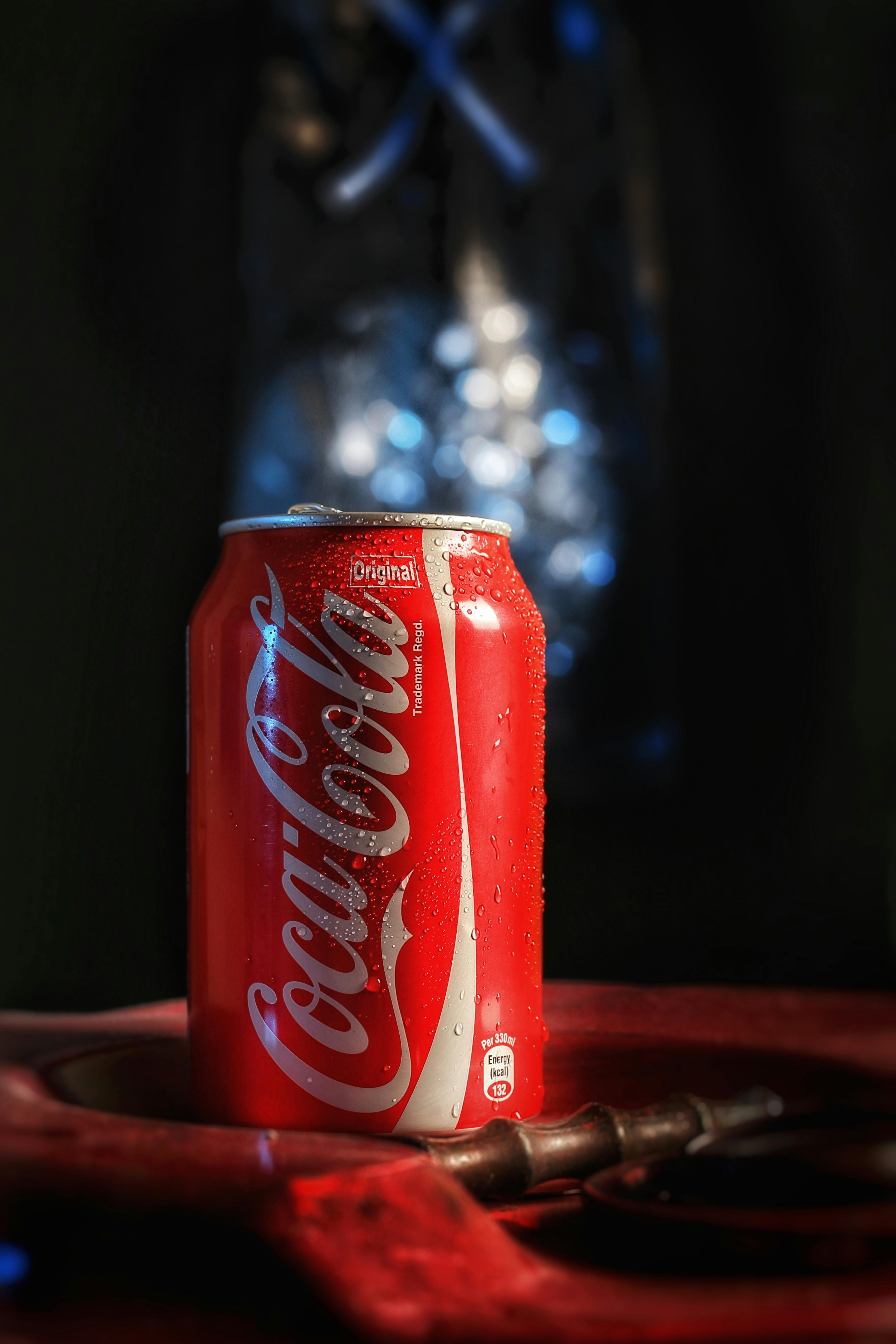 3112x4667 A Can of Coca Cola · Free
