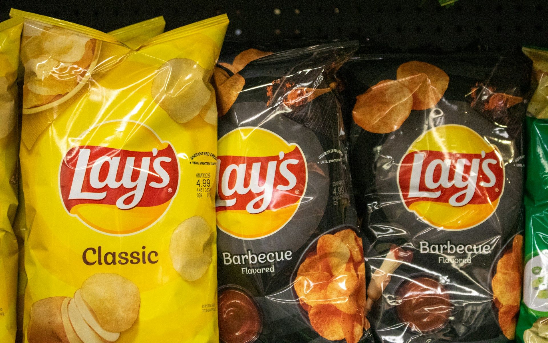 1920x1200 Lay's Unveils Major Rebrand