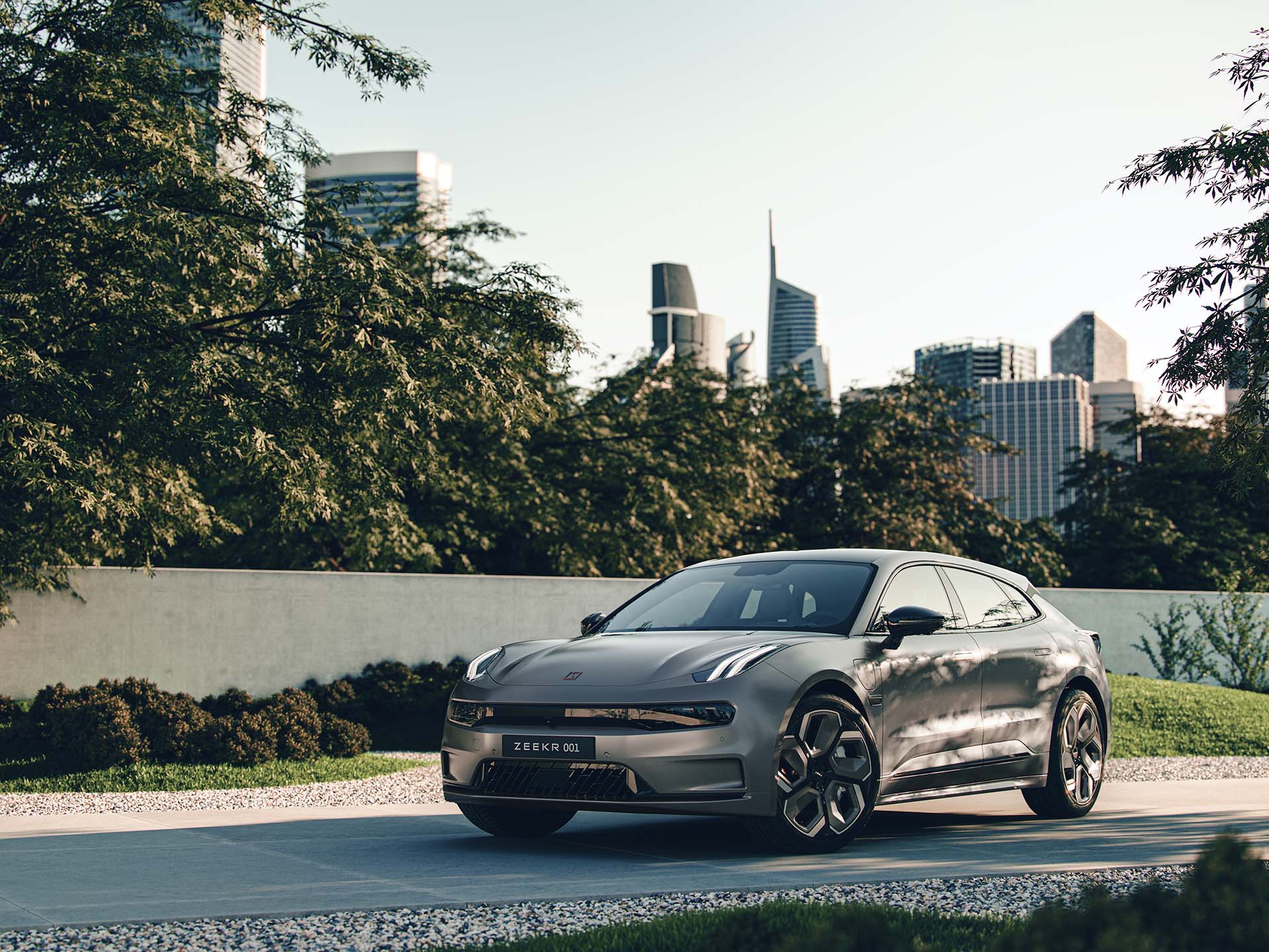 1920x1440 ElectricDrives. Zeekr 001 electric car is an instant hit delivering over 2000 cars in first month of production in its native market