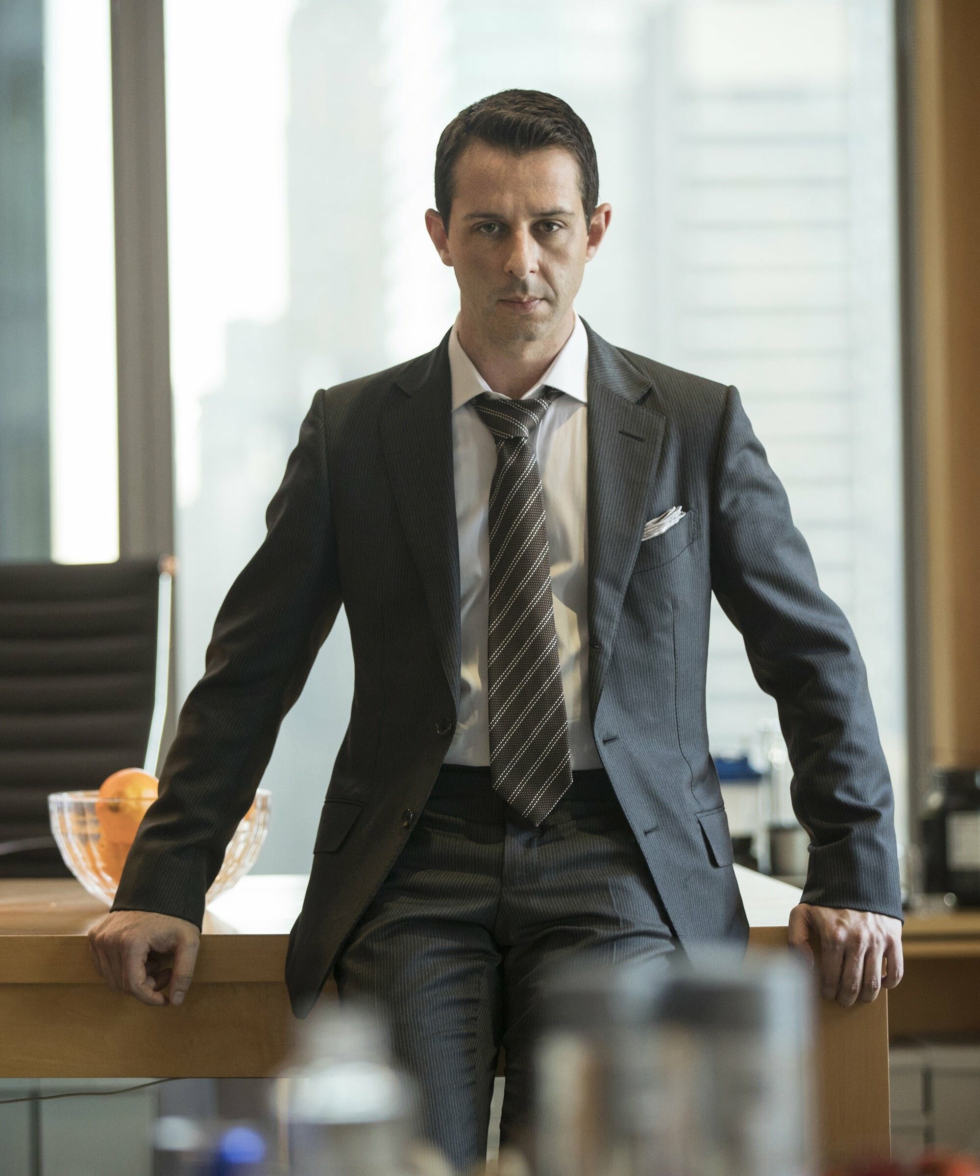 2000x2400 Succession (TV Series) Wallpaper
