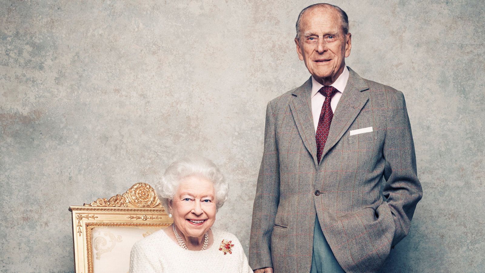 1600x900 Queen Elizabeth II and Prince Philip Celebrate 70 Years of Marriage