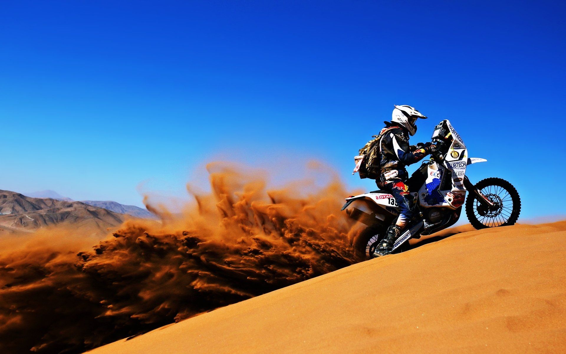 1920x1200 Dakar Rally Adventure: Thrilling Motocross Race Across African Desert Dunes