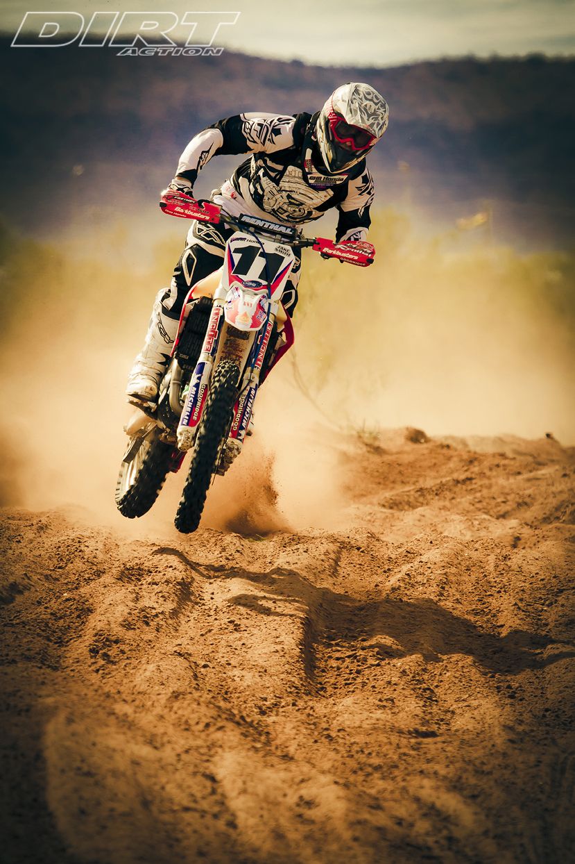 829x1244 HUGE FINKE DESERT RACE PHOTO GALLERY