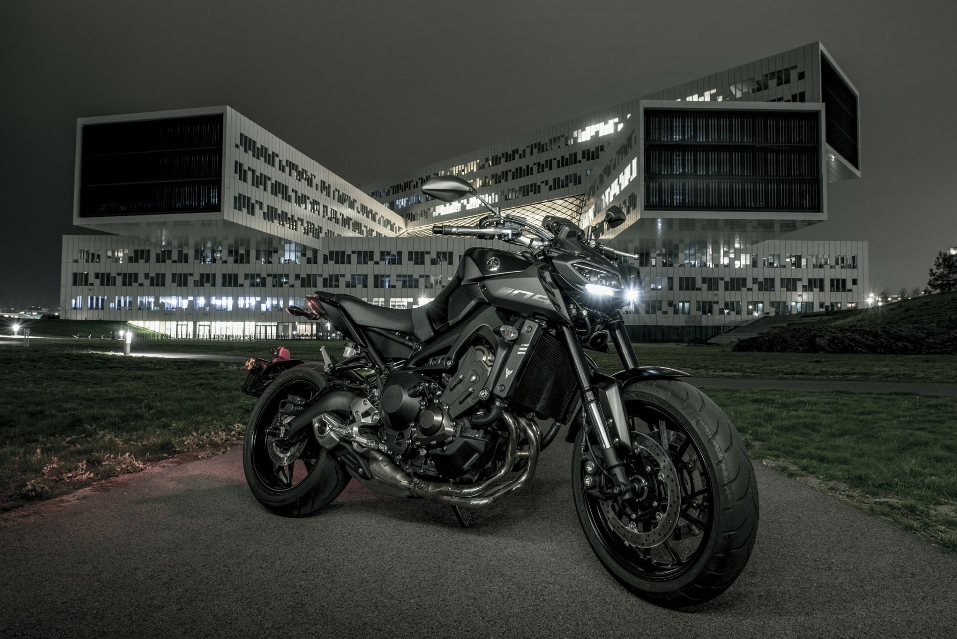 1920x1282 Download Motorcycle Yamaha Vehicle Yamaha MT 09 HD Wallpaper