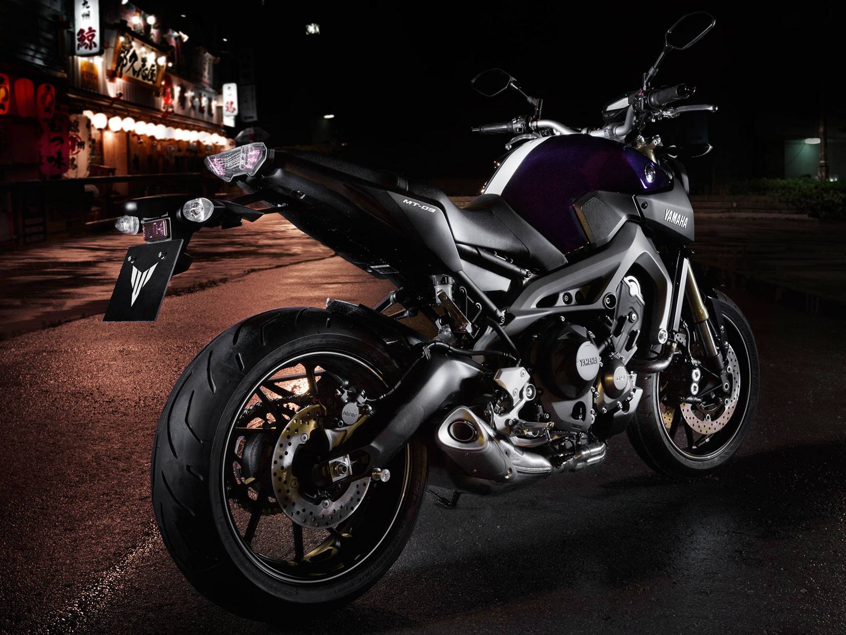 1706x1280 Yamaha MT 09 Wallpaper