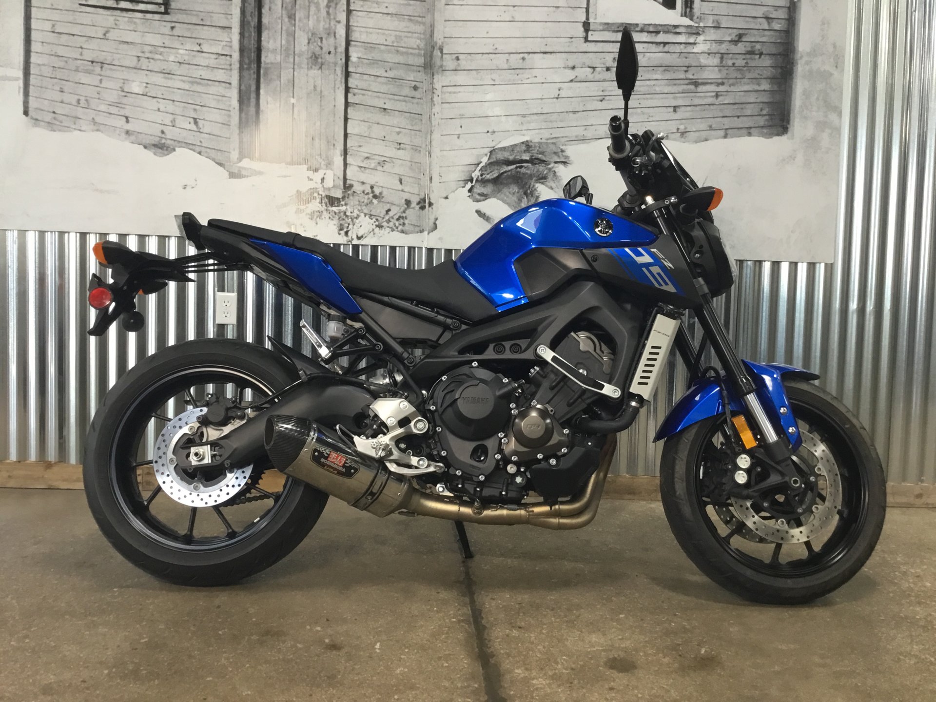 1920x1440 Used 2016 YAMAHA FZ 09 Motorcycles In Sheboygan, WI. Stock Number: 441