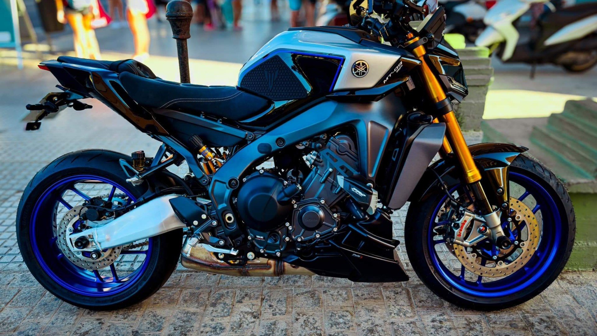 1920x1080 Yamaha MT 09 V4 In Madrid's Streets