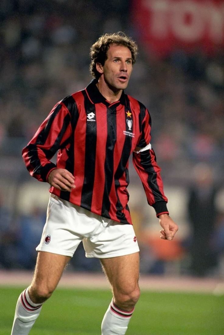 736x1103 Franco Baresi