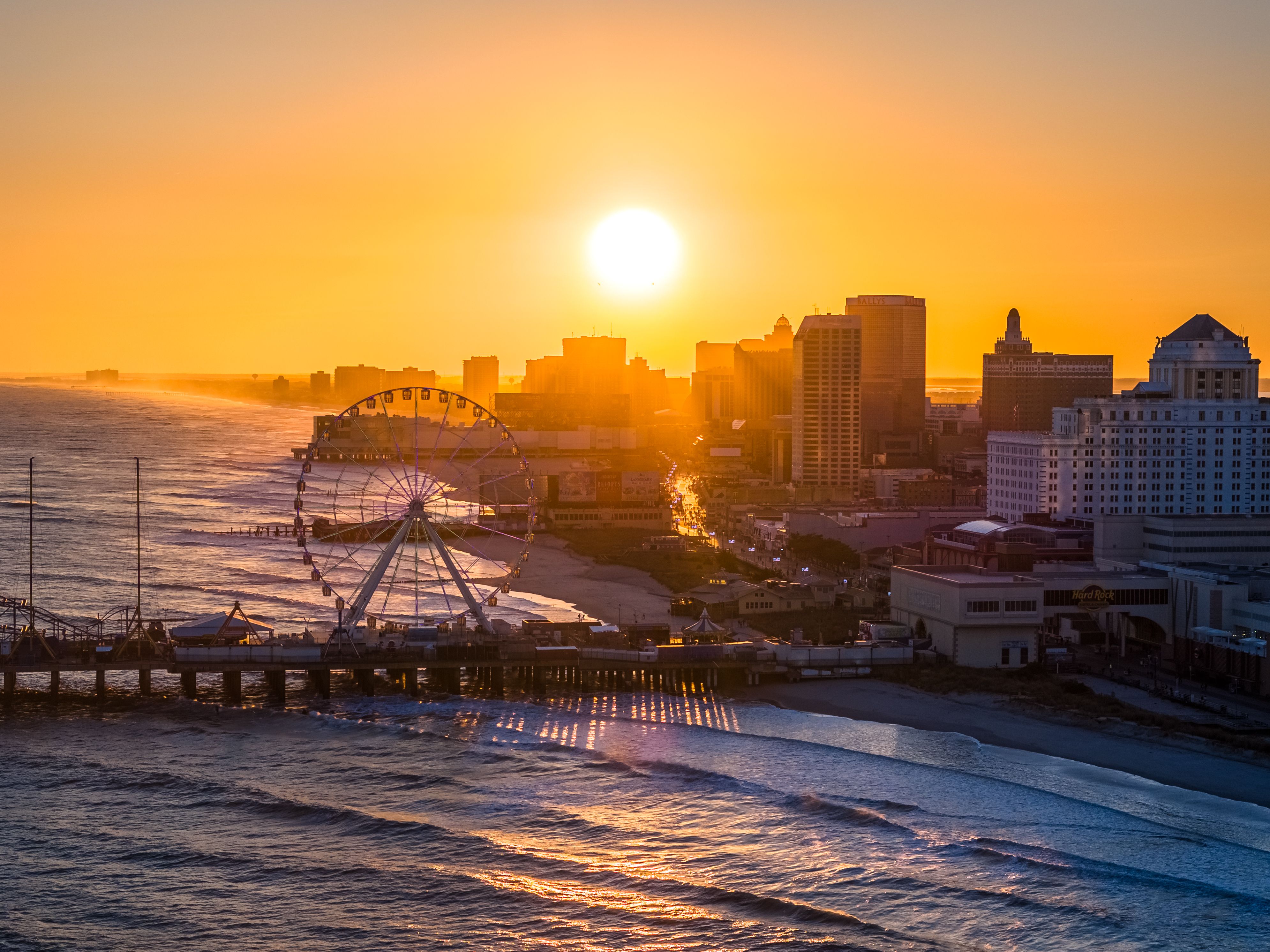 3979x2982 Atlantic City Fall Events. Festivals, Food & Entertainment