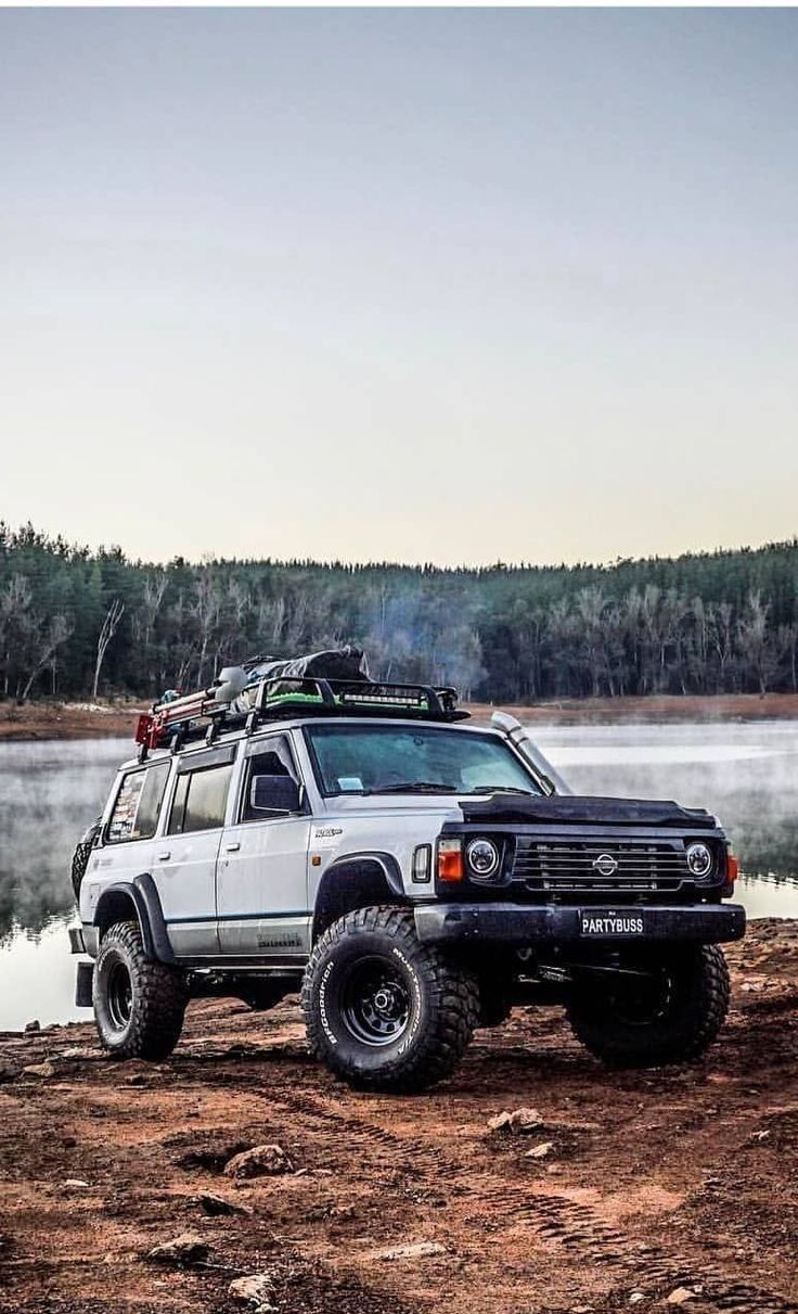 736x1211 Nissan Patrol Y60 Gq