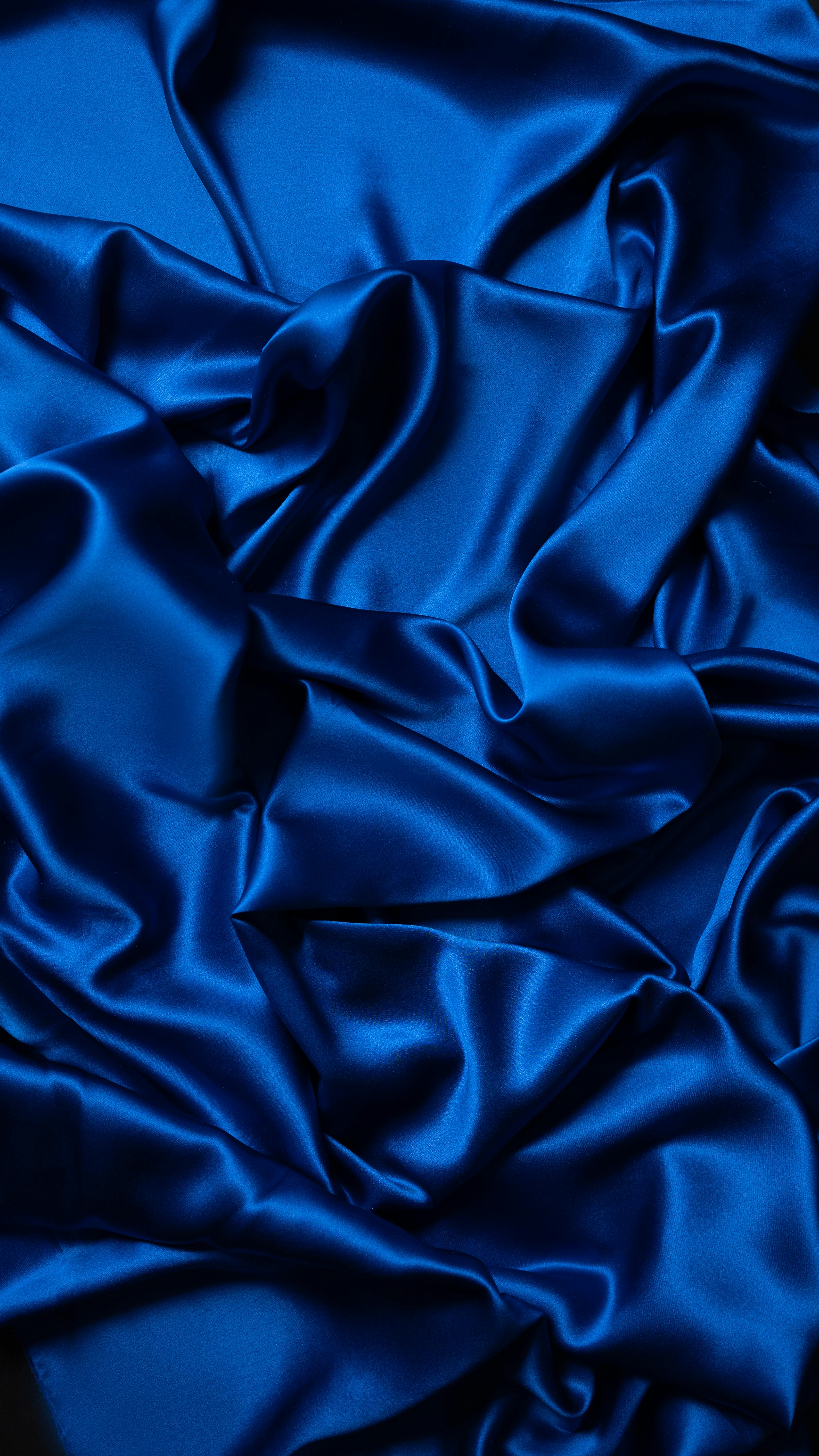 3376x6000 A Blue Silk Fabric Surface · Free
