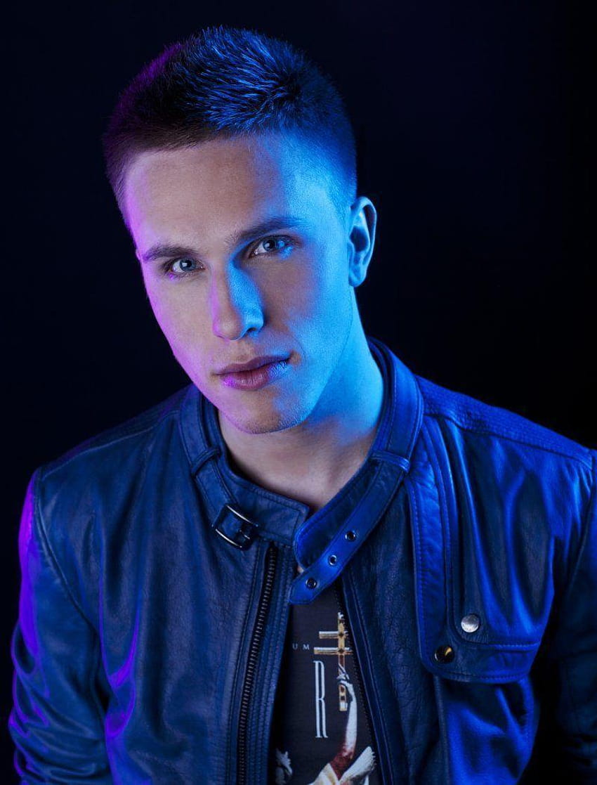 850x1117 Nicky romero toulouse HD wallpaper