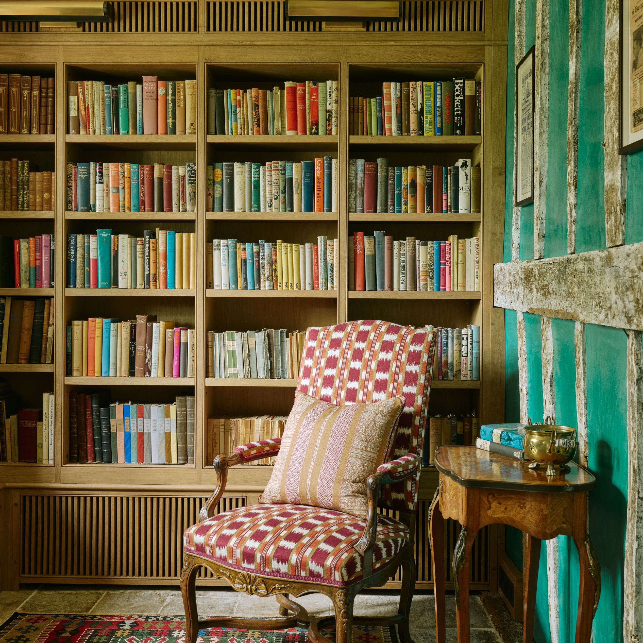 2534x2534 The home library: an historic and elegant way to display your books. House & Garden
