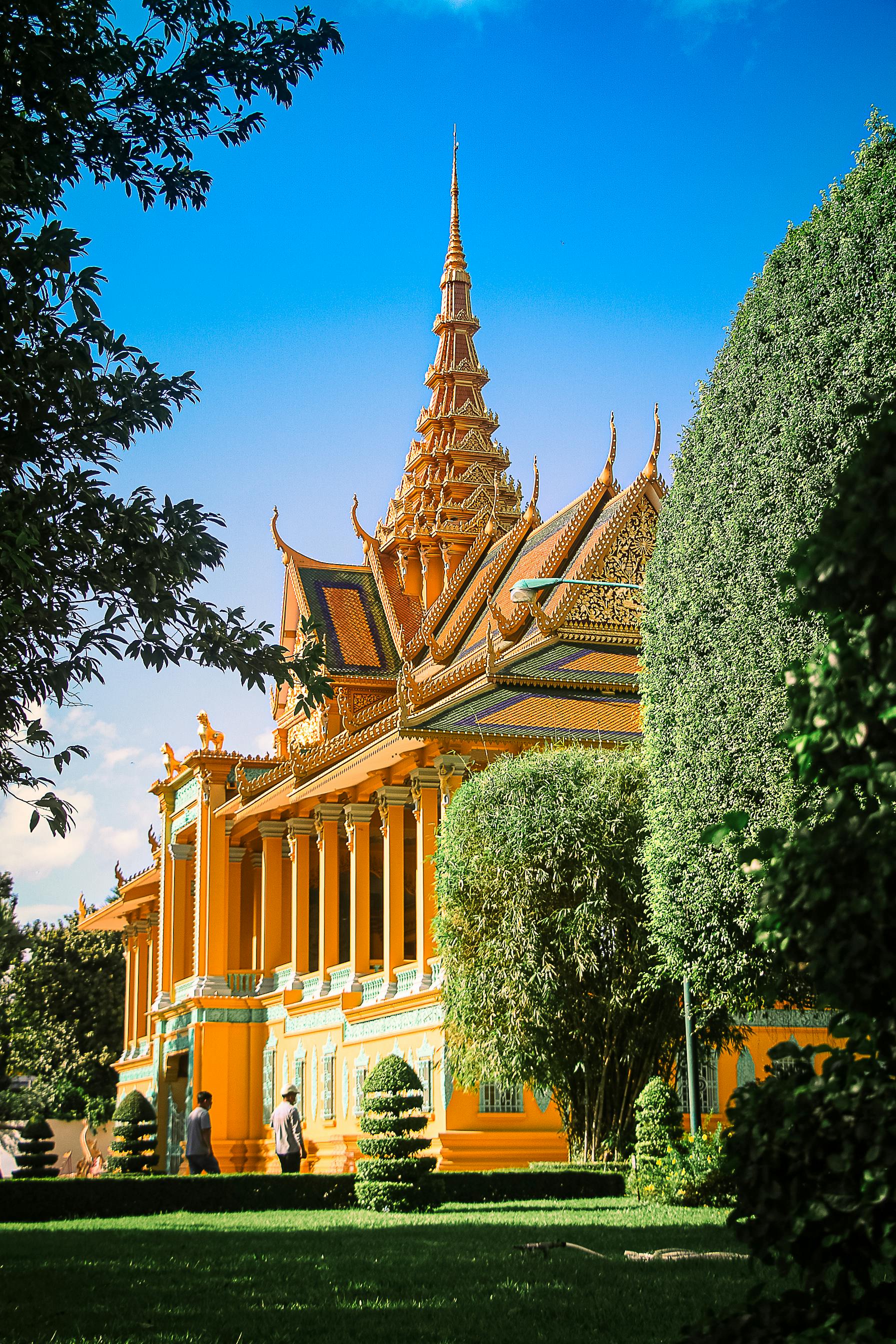 1792x2688 Royal Palace in Phnom Penh, Cambodia · Free