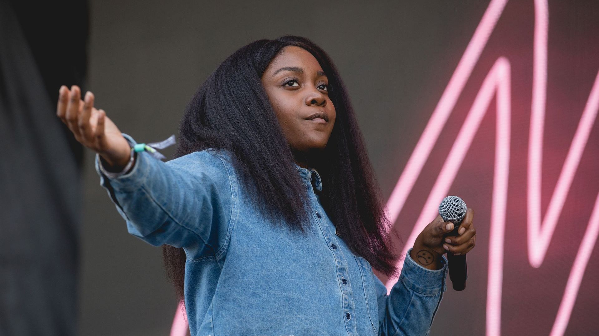 1920x1080 Noname Says She Spoke With J. Cole Over the Phone Before and After Snow on tha Bluff Was Released