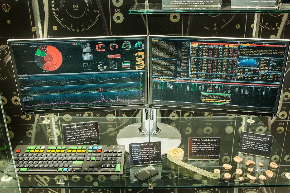 1220x813 Bloomberg terminal image
