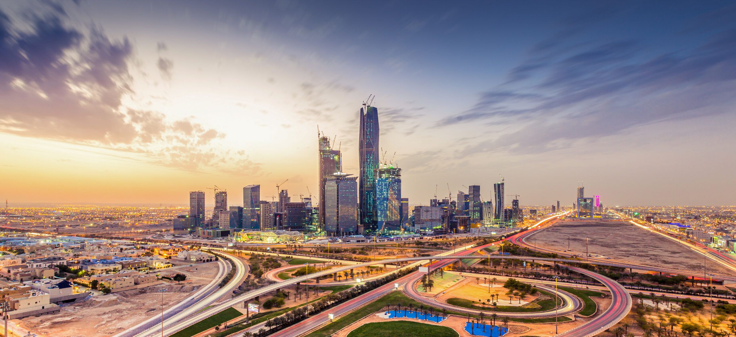 2560x1173 Riyadh Wallpaper
