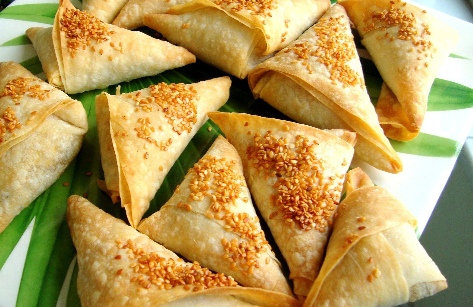 1600x1038 Indian Snacks Wallpaper