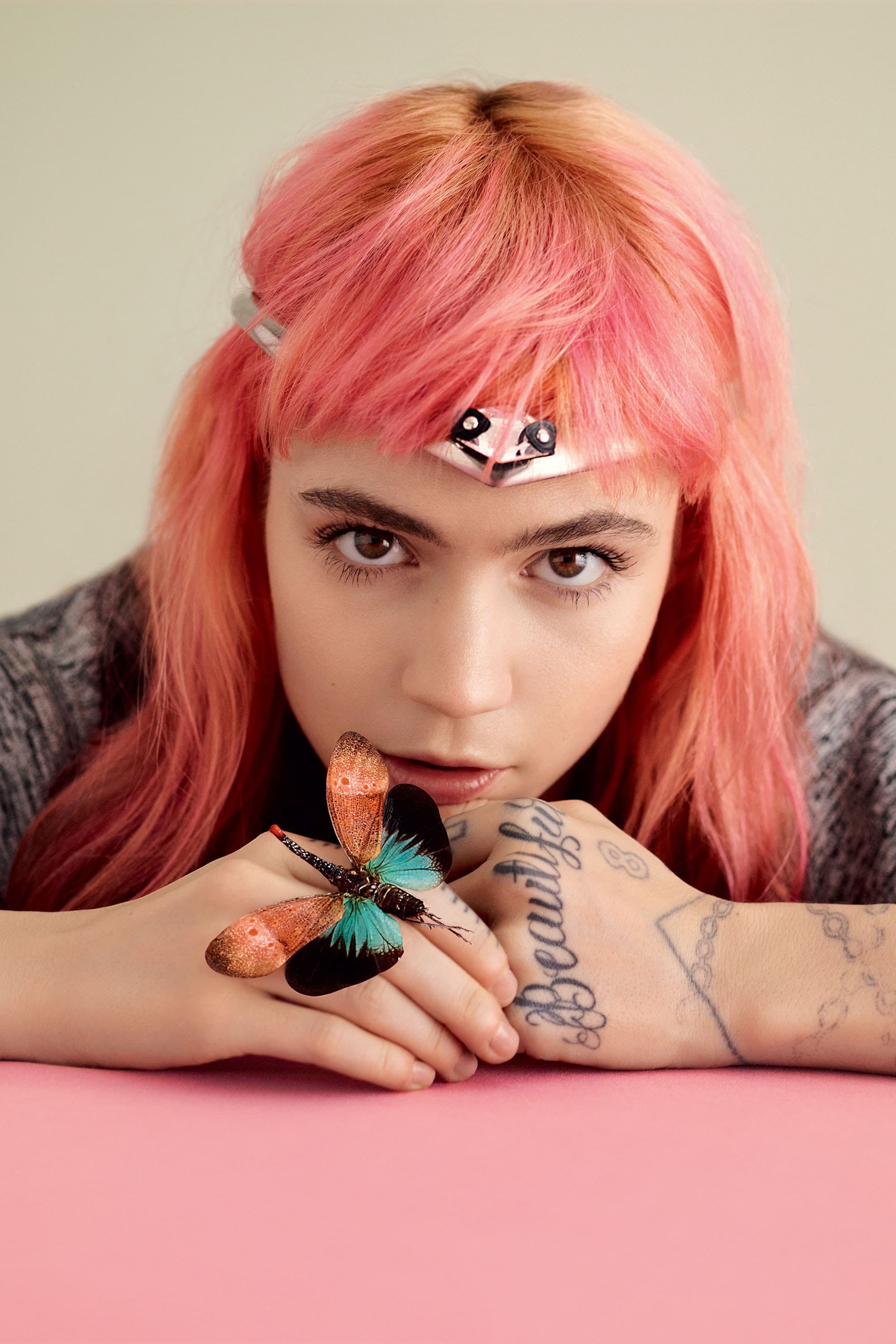 2000x2999 Grimes Wallpaper